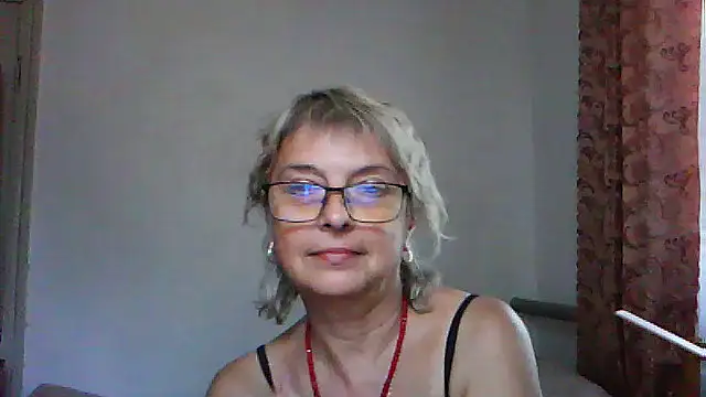 ElizabethGorden online show from August 1, 2026, 3:10 pm