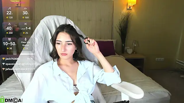 Amy Marlin online show from July 7, 2026, 6:47 am
