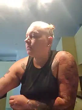 Snapshot of Lady_Peggi chatting on June 5, 2026, 6:52 am Lady Peggi online show from June 5, 2026, 6:52 am