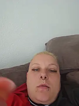 Snapshot of Lady_Peggi chatting on June 2, 2026, 12:27 pm Lady Peggi online show from June 2, 2026, 12:27 pm