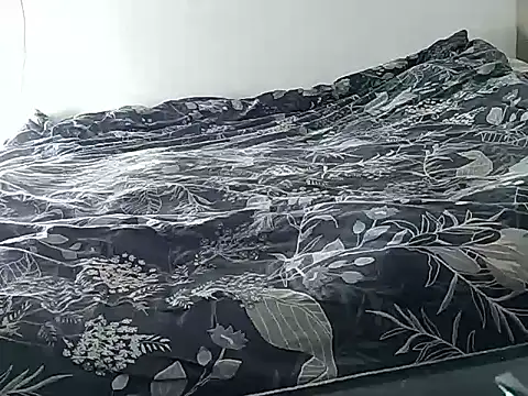 Carlyfr online show from November 27, 2025, 8:09 pm