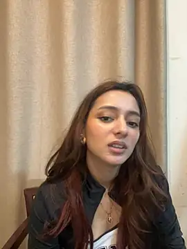 Snapshot of Lilywant chatting on May 31, 2026, 10:43 am Lilywant online show from May 31, 2026, 10:43 am