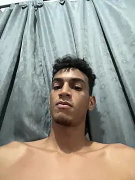 Snapshot of Nico_dusk010 chatting on July 28, 2026, 3:36 am Nico dusk010 online show from July 28, 2026, 3:36 am