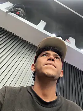 thecamilo online show from May 27, 2026, 7:32 pm