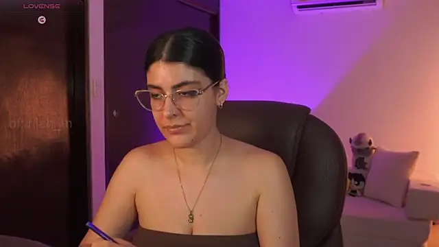  Niah online show from June 3, 2026, 10:58 pm