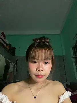 Snapshot of Cry_sexy chatting on May 15, 2026, 5:22 pm Cry sexy online show from May 15, 2026, 5:22 pm