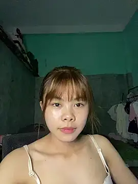 Snapshot of Cry_sexy chatting on July 24, 2026, 5:20 pm Cry sexy online show from July 24, 2026, 5:20 pm