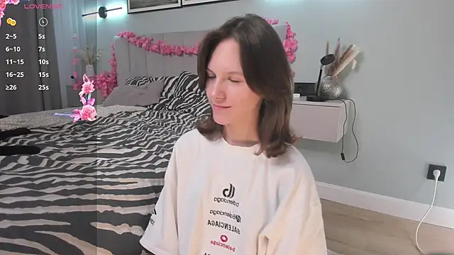 CortneyCagey online show from June 5, 2026, 7:03 am