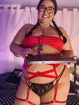 Im DianaNoir online show from May 21, 2026, 1:03 am