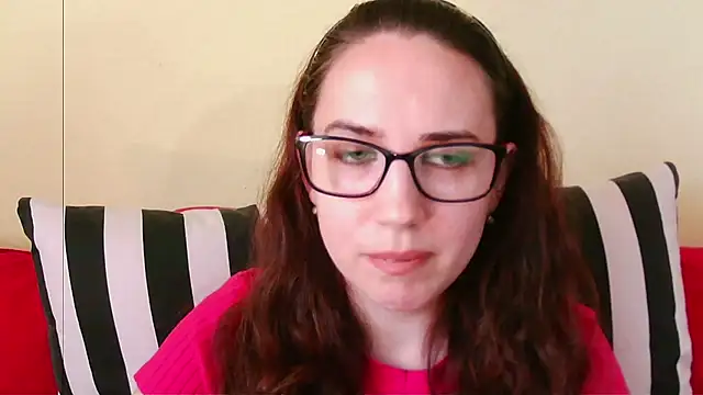 Snapshot of EmilyHotAngel chatting on June 9, 2026, 2:18 pm EmilyHotAngel online show from June 9, 2026, 2:18 pm