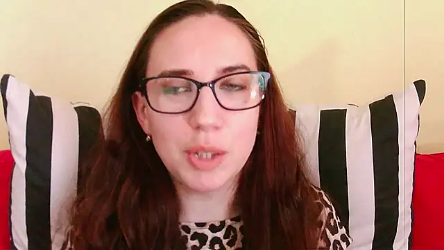 Snapshot of EmilyHotAngel chatting on June 10, 2026, 1:12 pm EmilyHotAngel online show from June 10, 2026, 1:12 pm