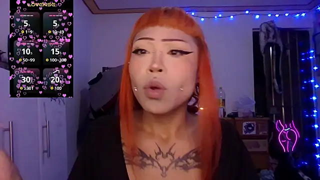 Snapshot of suky_fox chatting on May 11, 2026, 3:51 pm suky fox online show from May 11, 2026, 3:51 pm