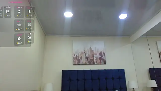 Snapshot of ValerieLyon_ chatting on May 14, 2026, 9:01 pm ValerieLyon online show from May 14, 2026, 9:01 pm
