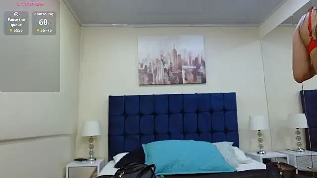 Snapshot of ValerieLyon_ chatting on June 6, 2026, 7:52 pm ValerieLyon online show from June 6, 2026, 7:52 pm