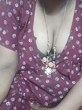 tamilkavitha123 online show from July 11, 2026, 5:24 pm