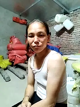 Snapshot of Min-meo chatting on May 17, 2026, 1:55 pm Min-meo online show from May 17, 2026, 1:55 pm