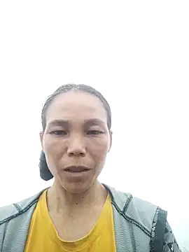 Snapshot of Min-meo chatting on May 9, 2026, 1:20 am Min-meo online show from May 9, 2026, 1:20 am