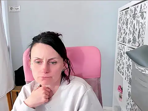 PattyXDesire online show from May 9, 2026, 5:44 am