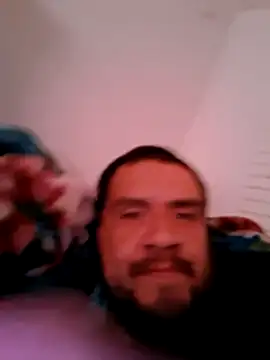 Snapshot of Almircorral2211 chatting on June 19, 2026, 7:47 am Almircorral2211 online show from June 19, 2026, 7:47 am