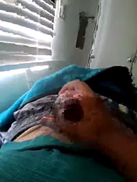Snapshot of Almircorral2211 chatting on July 6, 2026, 7:16 pm Almircorral2211 online show from July 6, 2026, 7:16 pm