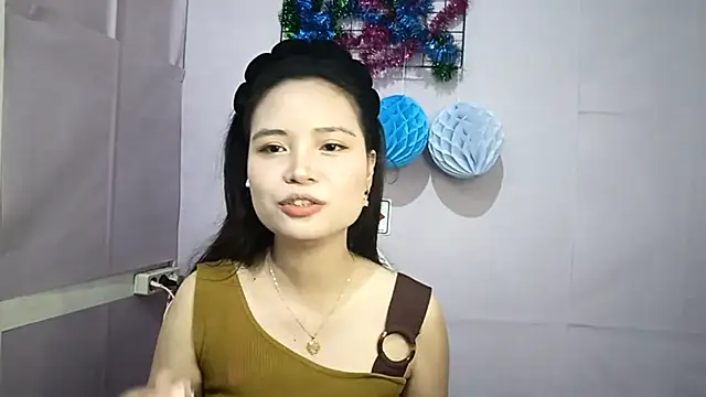 Snapshot of FerminaBoutwell chatting on June 3, 2026, 11:11 am FerminaBoutwell online show from June 3, 2026, 11:11 am