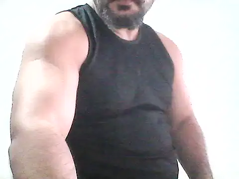 Snapshot of stallony chatting on June 1, 2026, 2:28 pm stallony online show from June 1, 2026, 2:28 pm