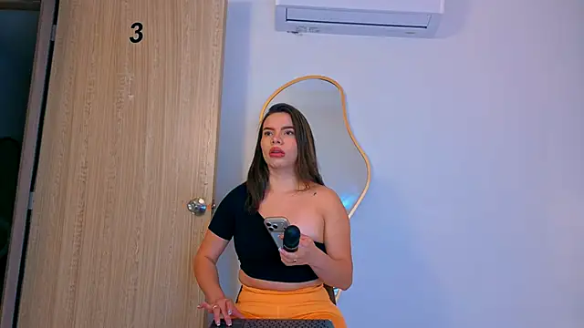 Snapshot of CandiceSpencer chatting on July 16, 2026, 9:39 am CandiceSpencer online show from July 16, 2026, 9:39 am
