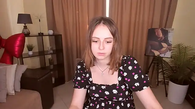 Snapshot of MilanaRare chatting on May 24, 2026, 3:34 pm MilanaRare online show from May 24, 2026, 3:34 pm