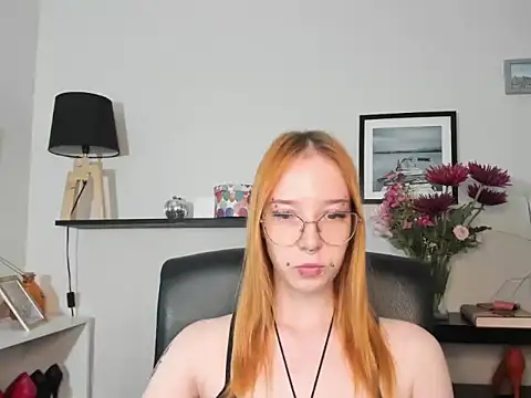 Snapshot of foxSonya chatting on June 8, 2026, 5:41 am foxSonya online show from June 8, 2026, 5:41 am