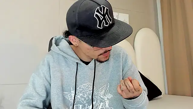 Snapshot of jake_miller__ chatting on June 3, 2026, 7:29 pm jake miller online show from June 3, 2026, 7:29 pm
