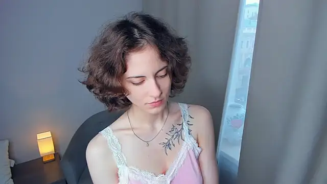 Snapshot of Kimasichka chatting on July 13, 2026, 5:29 am Kimasichka online show from July 13, 2026, 5:29 am