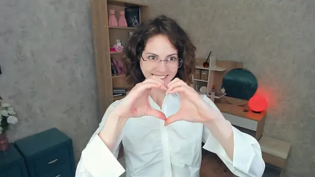 Snapshot of Kimasichka chatting on May 31, 2026, 5:57 am Kimasichka online show from May 31, 2026, 5:57 am