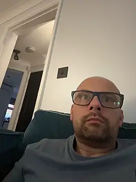 NakedAndrewHot online show from June 2, 2026, 8:20 pm