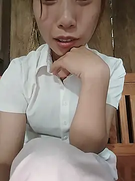 Snapshot of Miru_SEXYY chatting on May 31, 2026, 12:05 am Miru SEXYY online show from May 31, 2026, 12:05 am