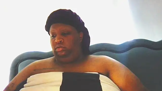 Snapshot of xxmoniquestarrxx chatting on May 8, 2026, 1:48 pm xxmoniquestarrxx online show from May 8, 2026, 1:48 pm