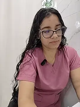 Snapshot of alanahot94 chatting on July 23, 2026, 4:58 pm alanahot94 online show from July 23, 2026, 4:58 pm