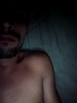 lucaspauzudo online show from July 26, 2026, 7:37 am