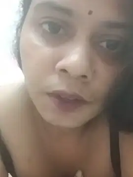 Snapshot of annuma22 chatting on June 19, 2026, 9:53 pm annuma22 online show from June 19, 2026, 9:53 pm