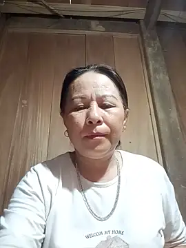 Snapshot of girl_cute69 chatting on June 11, 2026, 1:27 am girl cute69 online show from June 11, 2026, 1:27 am