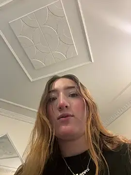 Snapshot of Valery_Salmons chatting on June 29, 2026, 12:27 pm Valery Salmons online show from June 29, 2026, 12:27 pm