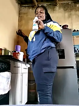 JuicyHoney 01 online show from July 29, 2026, 7:51 am