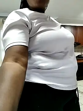 JuicyHoney 01 online show from August 6, 2026, 3:40 pm