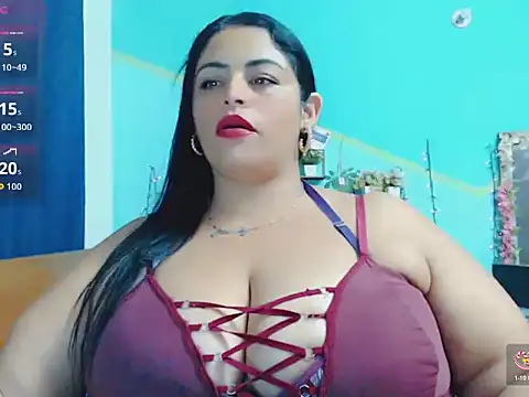 JessicaaVega online show from May 16, 2026, 5:39 am