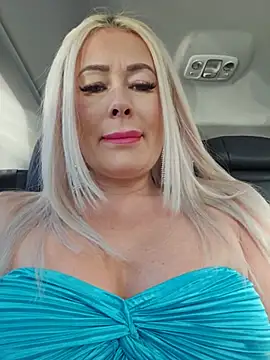 Snapshot of MILFBARBY chatting on May 25, 2026, 7:18 am MILFBARBY online show from May 25, 2026, 7:18 am