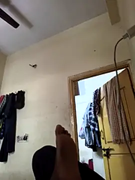 sexyboi505 online show from July 11, 2026, 4:35 am