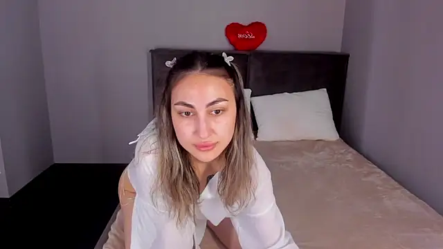 Fly ari online show from May 30, 2026, 2:07 am