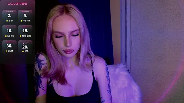 MichelleVelour online show from June 2, 2026, 5:57 pm