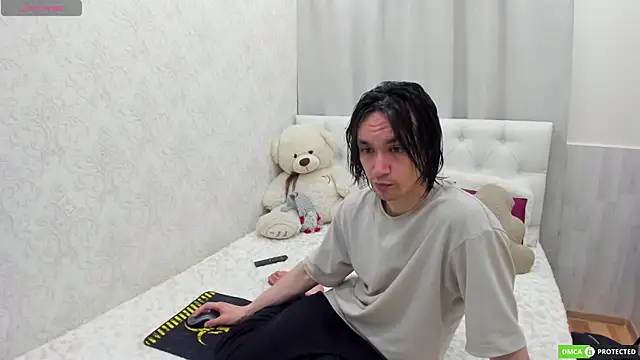 CalvinChapman online show from July 1, 2026, 2:56 am