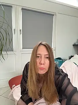 Snapshot of _Melanie_83 chatting on May 11, 2026, 10:38 am Melanie 83 online show from May 11, 2026, 10:38 am