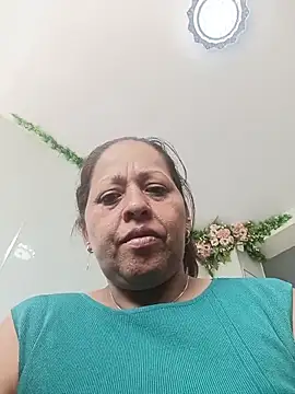 katialatimaecha online show from June 12, 2026, 3:10 pm